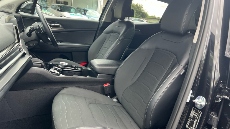 Kia Sportage 1.6T GDi 207 HEV 3 5dr Auto Hybrid Estate